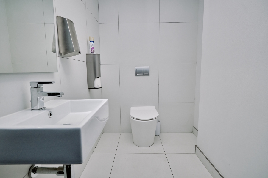 To Let commercial Property for Rent in Woodstock Western Cape